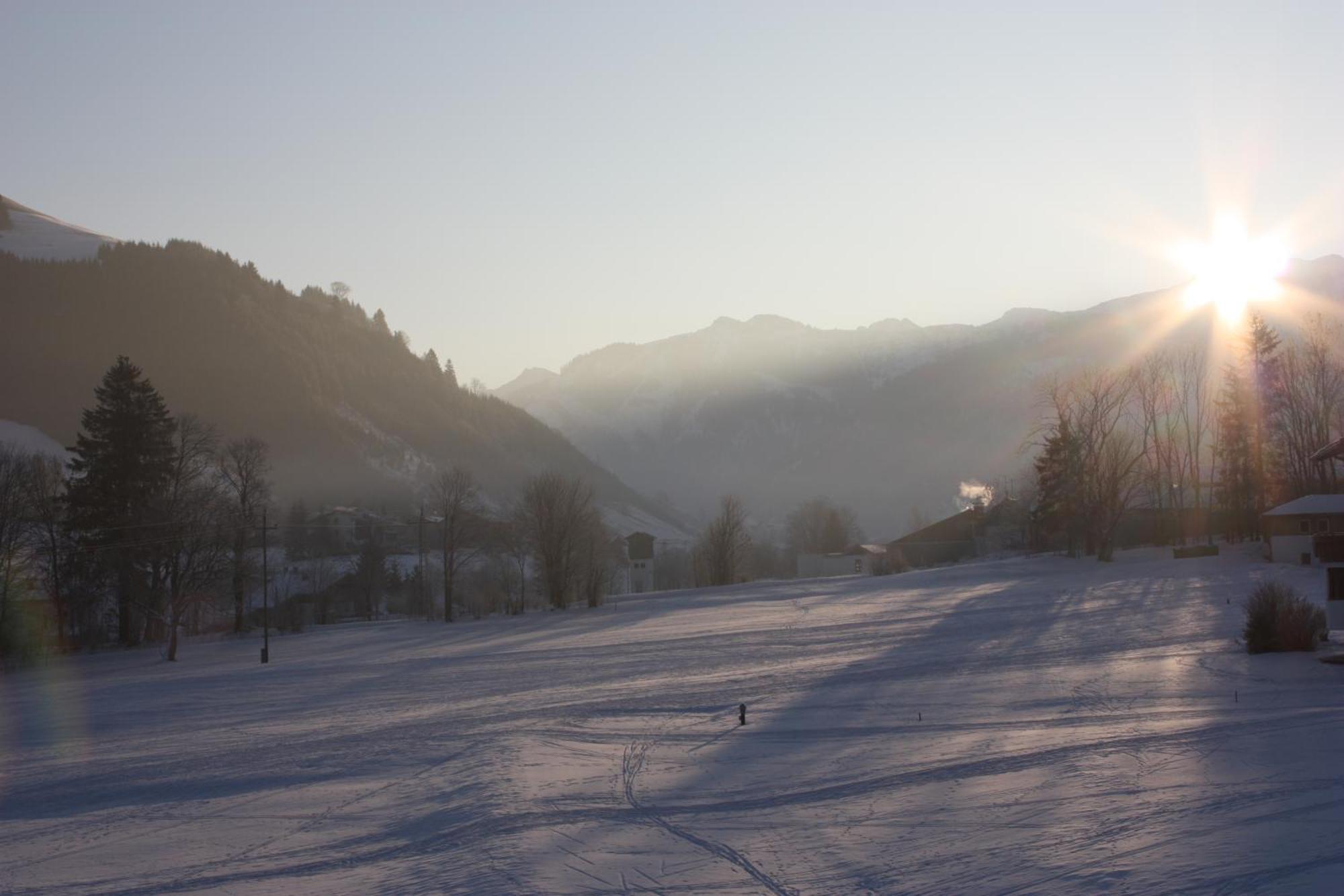 Pension Alpenblick Schattwald Exterior photo